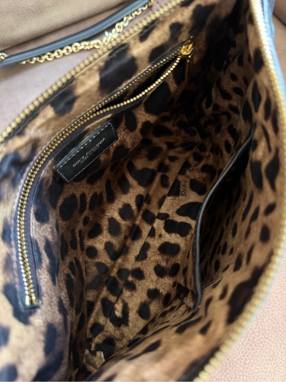 Dolce & Gabbana Black Leather Crossbody with Gold Chain and Plaque - Picture 12 of 15